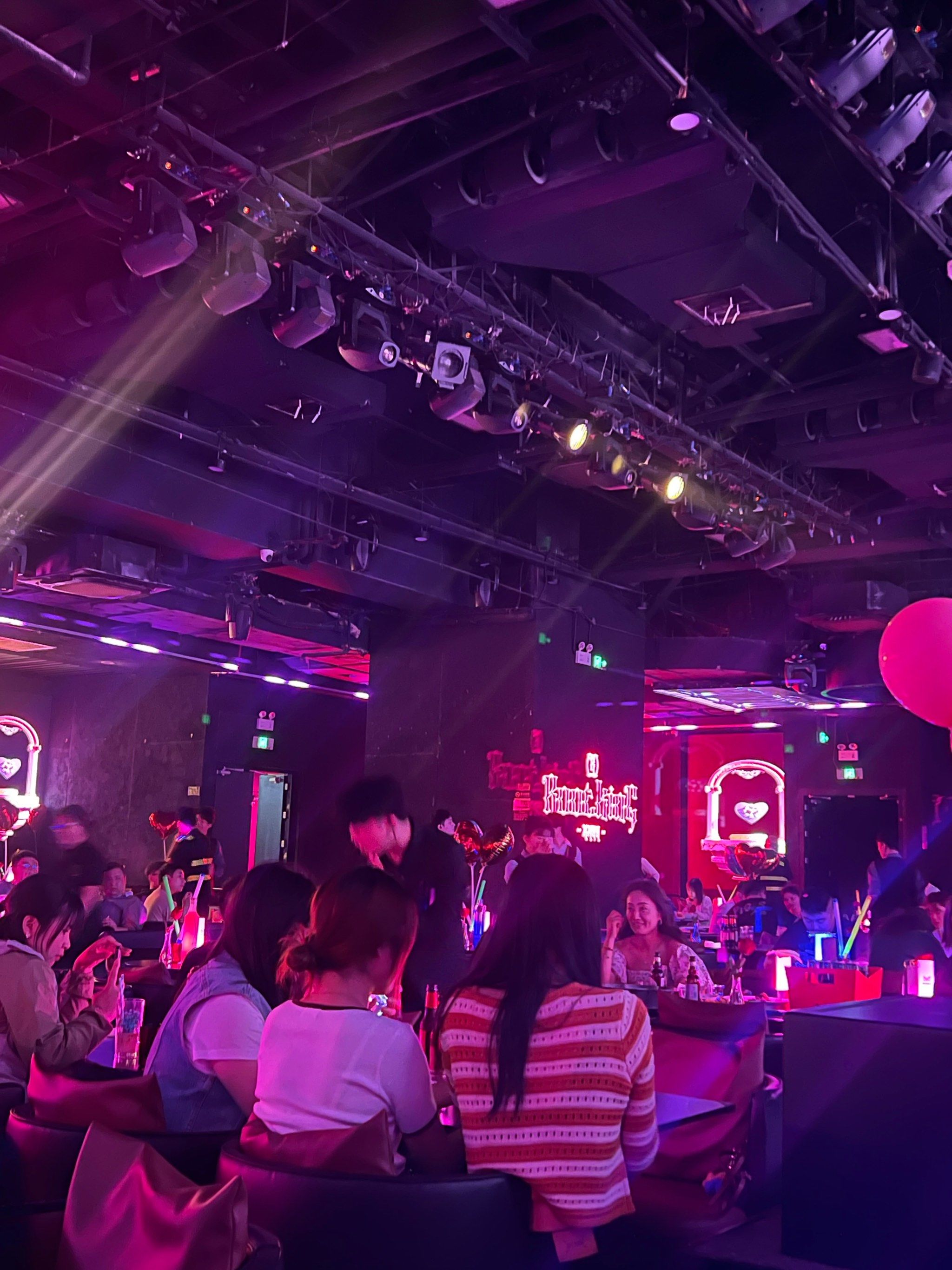 南京商务ktv一个小时多少钱-雨花台区ktv预定